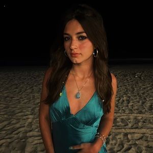 Meet your Posher, Angelina